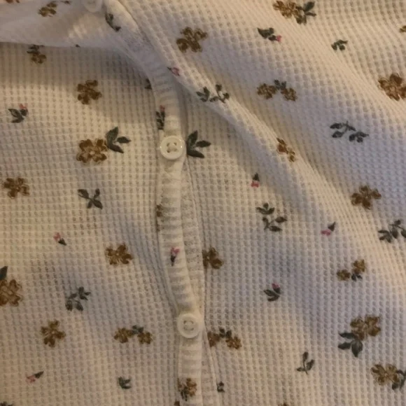 Long sleeve waffle knit floral top - Picture 4 of 4